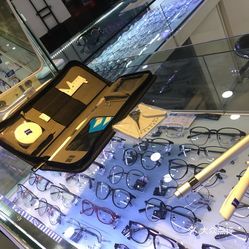 寶島眼鏡（上海莘瀝店） 專(zhuān)業(yè)眼鏡銷(xiāo)售，守護(hù)您的清晰視界