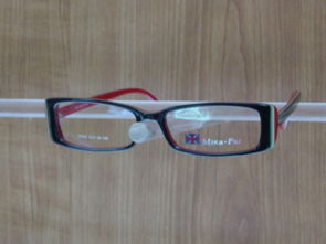 專業醫學驗光，平價品質眼鏡 南京東路寫字樓迎來全新眼鏡直銷店